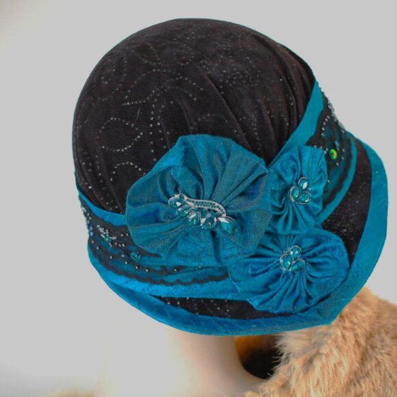20s Style Flapper Party Hat - Picture 6 of 7